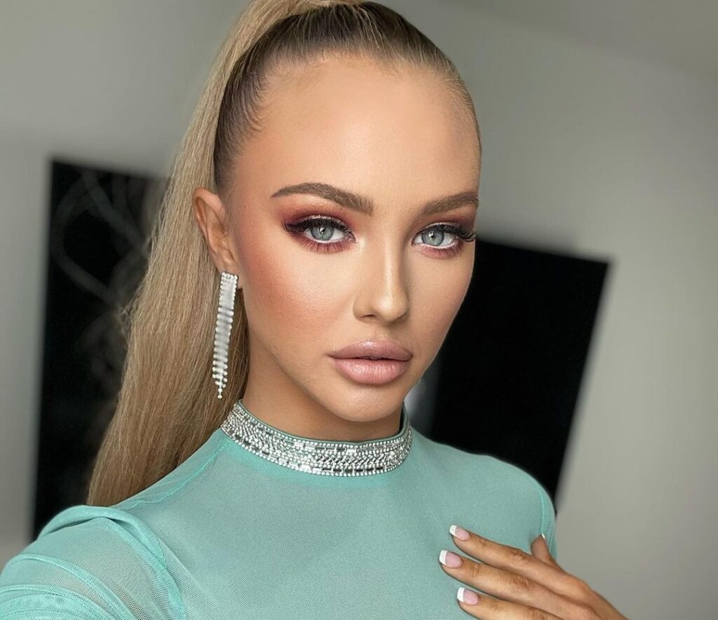 Paisley Porter: Age, Career, Height & Net Worth